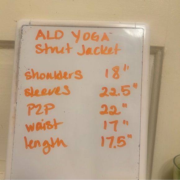 NEW ALO YOGA Cropped Wool Blend Strut Jacket Streetwear Athleisure Military Cosy - Picture 9 of 9